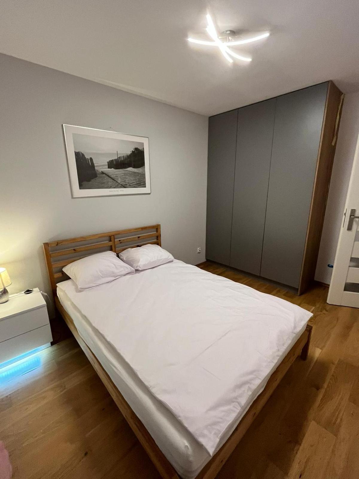 Bianco Apartament Reduta Park Free Parking Красков Екстериор снимка